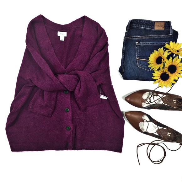 Old Navy Sweaters - ☕️5/$25 Old Navy Button Cardigan Purple